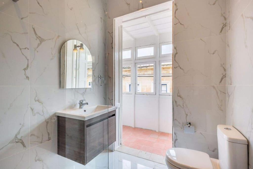 Spacious 4-Bedrooms Townhouse In Tas-Sliema Exterior foto
